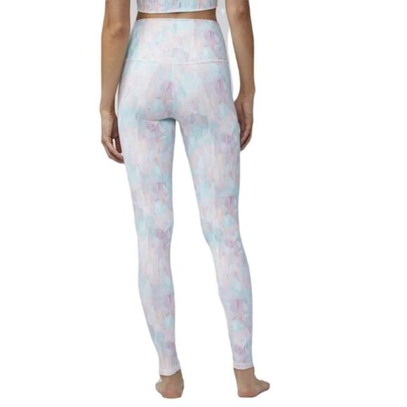 NWOT DYI Define Your Inspiration Fragmented Printed Signature Leggings - Picture 2 of 11